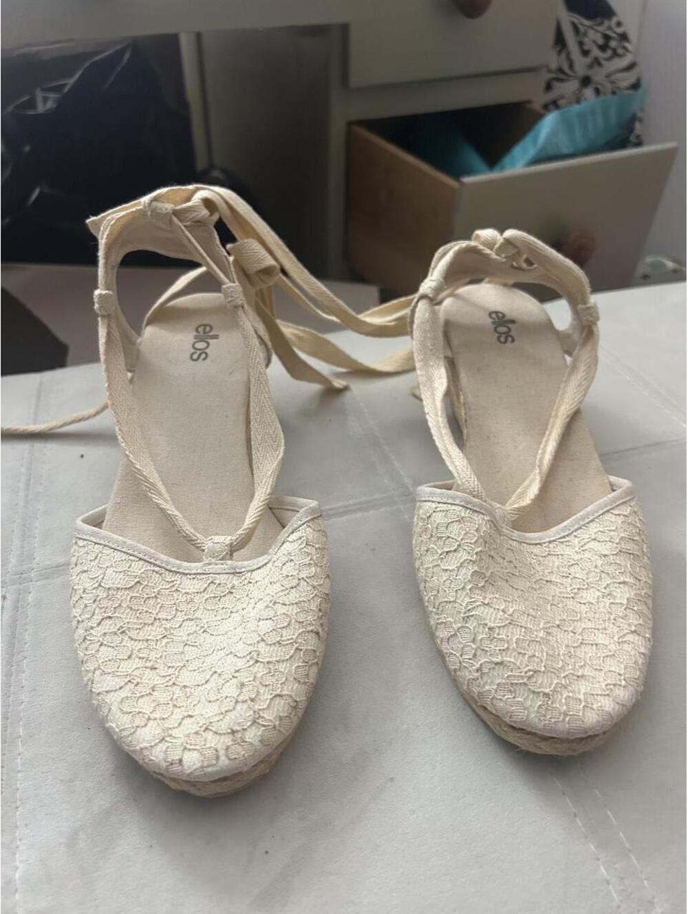 Ellos cream lace espadrille wedges with adjustable straps size 8